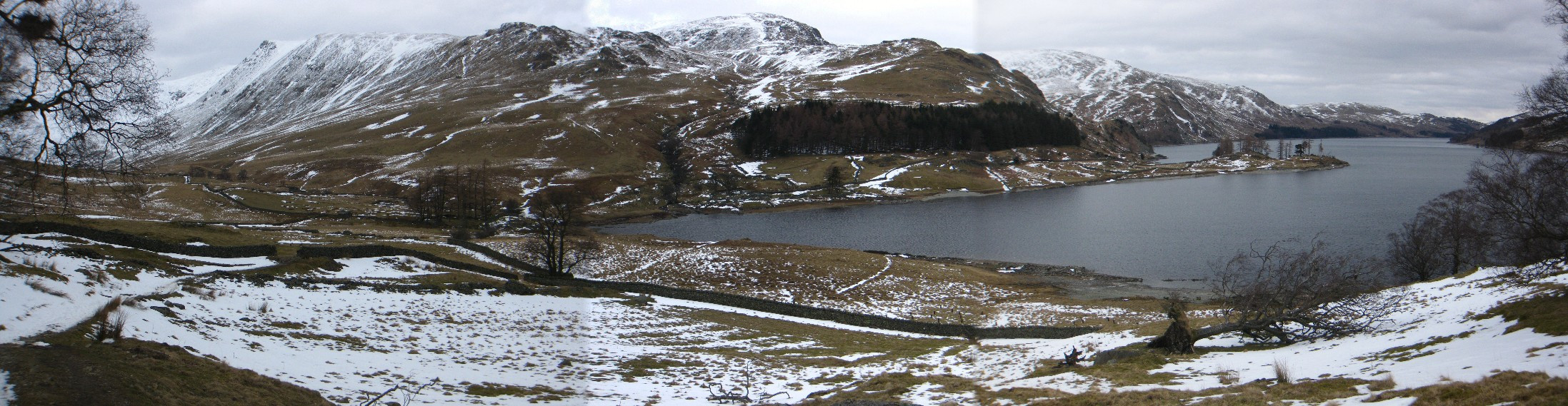 Panorama of Kidsty Pike and the view down Haweswater